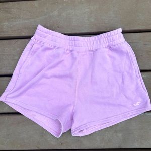 Hollister ultra high-rise shorts 💜